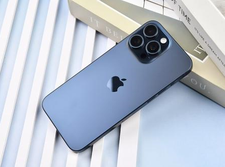 东西湖苹果维修点分享iPhone 15 Pro Max自动关机造成的原因 